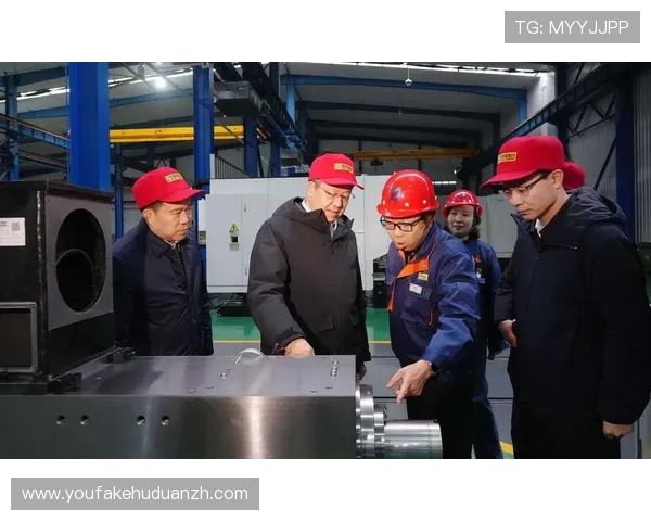 PA真人厅未来发展趋势：探讨真人娱乐行业的创新方向与技术升级方案