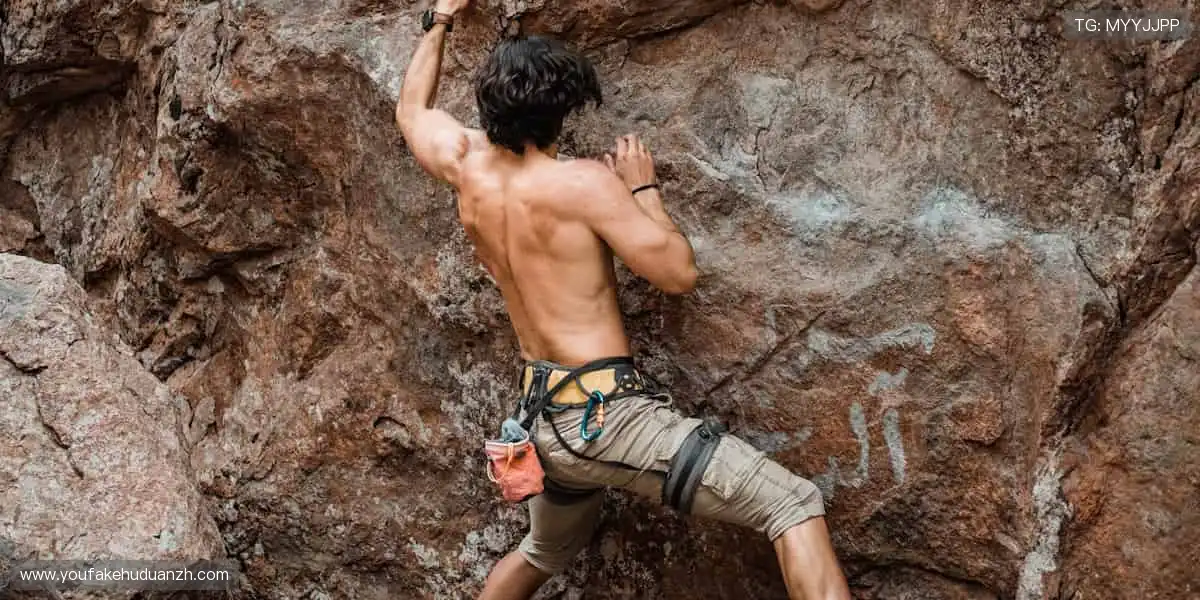 专业麻将游戏中心:高清音效沉浸体验,让每一局都像在现场